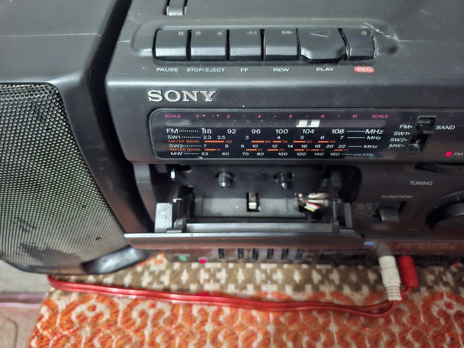 SONY CFS - 1055 S