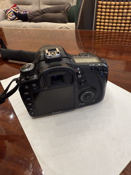 Canon 7 D фотоаппарат