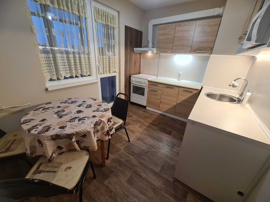 Тристаен апартамент под наем в Люлин 3