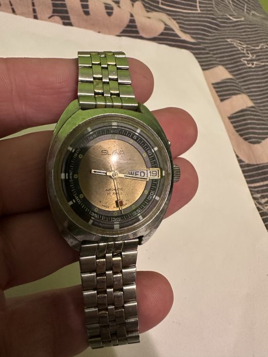 Часовник Slava -27 камъка