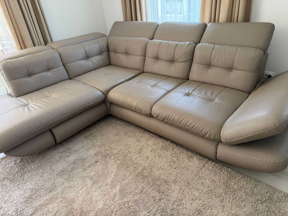 Colțar living model deosebit