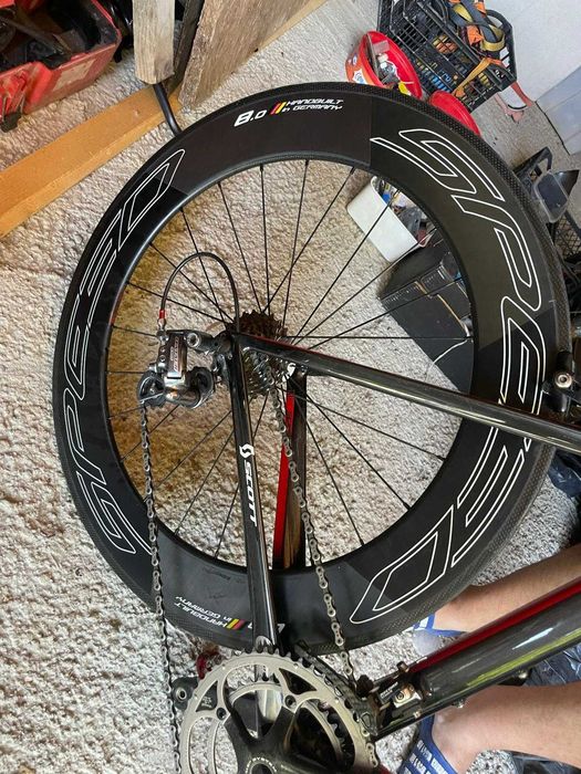 Bicicleta de strada Cursiera Scott FOIL F01 FL 1.0 Carbon 20 viteze schimb variante dar nu cu alte biciclete