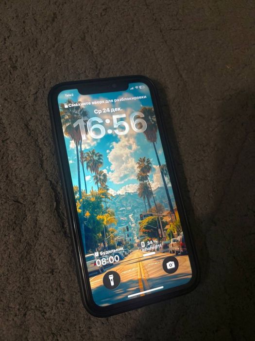 продам айфон 11 64gb