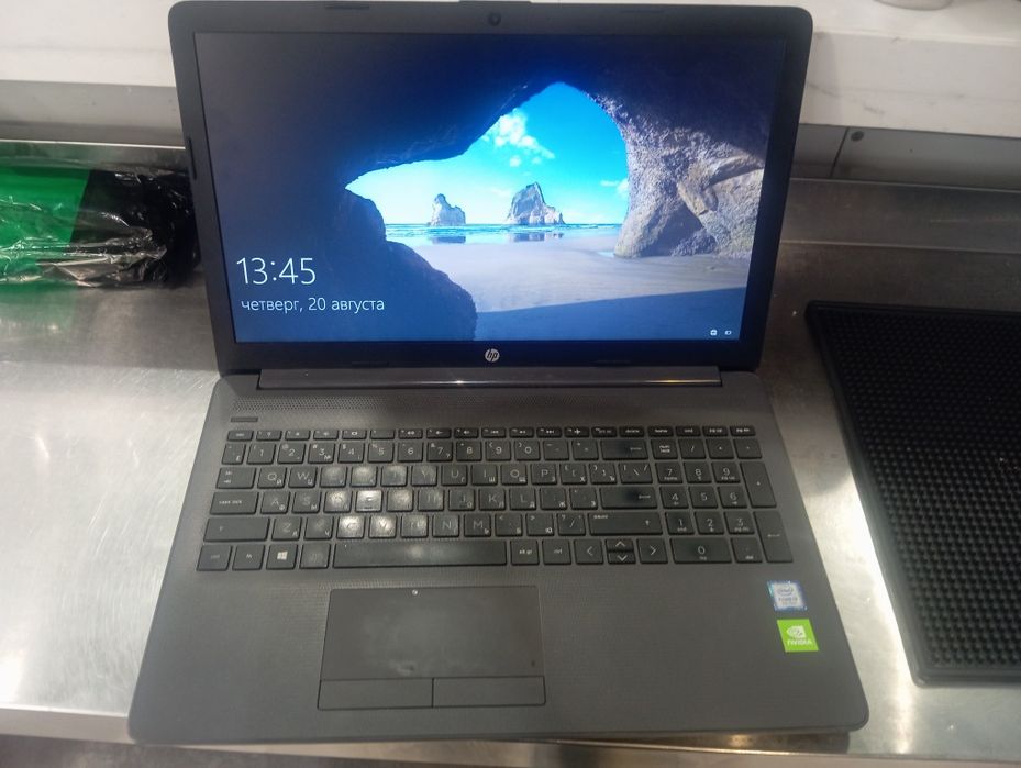 Notebook HP sotiladi arzon
