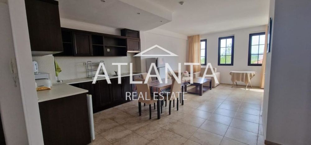 Продава се Тристаен апартамент в Обзор - 124 кв.м за 1291 €/кв.м - Снимка #4