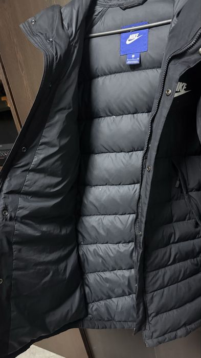 Яке Nike размер S