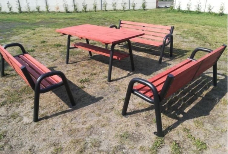 Set de mese cu banci