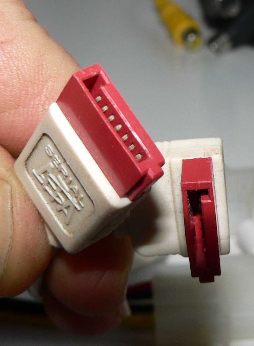 Камери и кабели за компютър