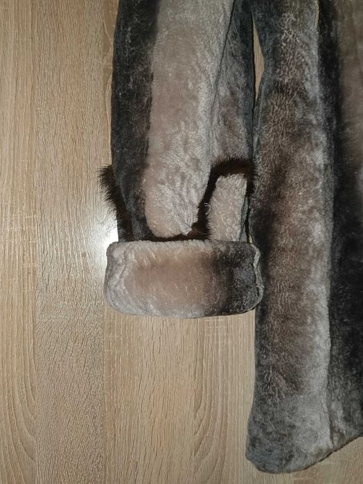 Продам шубу 44-46 размера, мутон