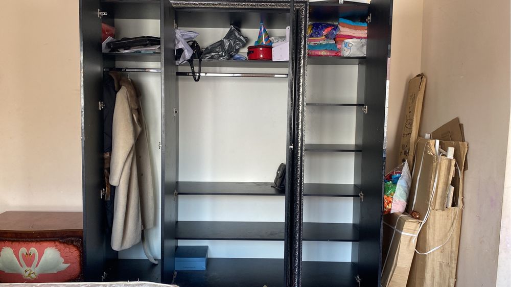 Спалный гарнитур сатылады