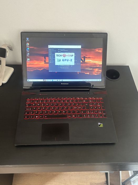 Laptop Lenovo Gaming• Procesor i7• 16gb ram• Placa Video 4gb • SSD 256