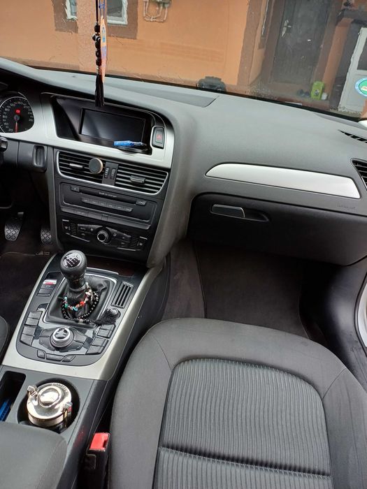 Vand Audi A4 B8 2009