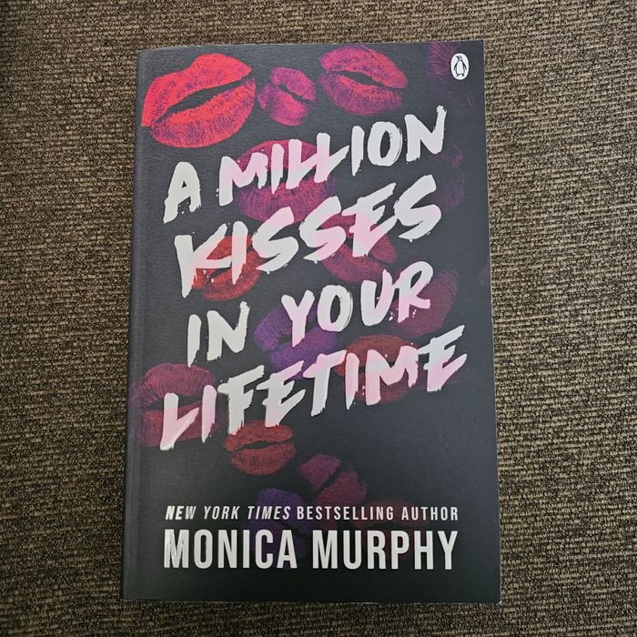 2 книги на английски език