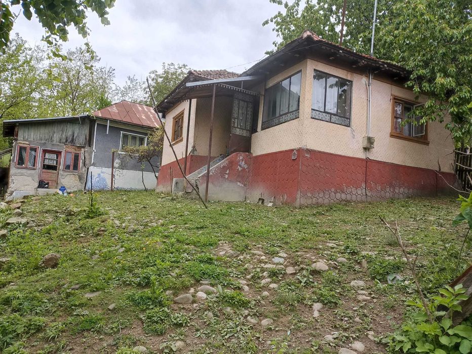 Casa de vanzare Loc Copaceni Valeni De Munte