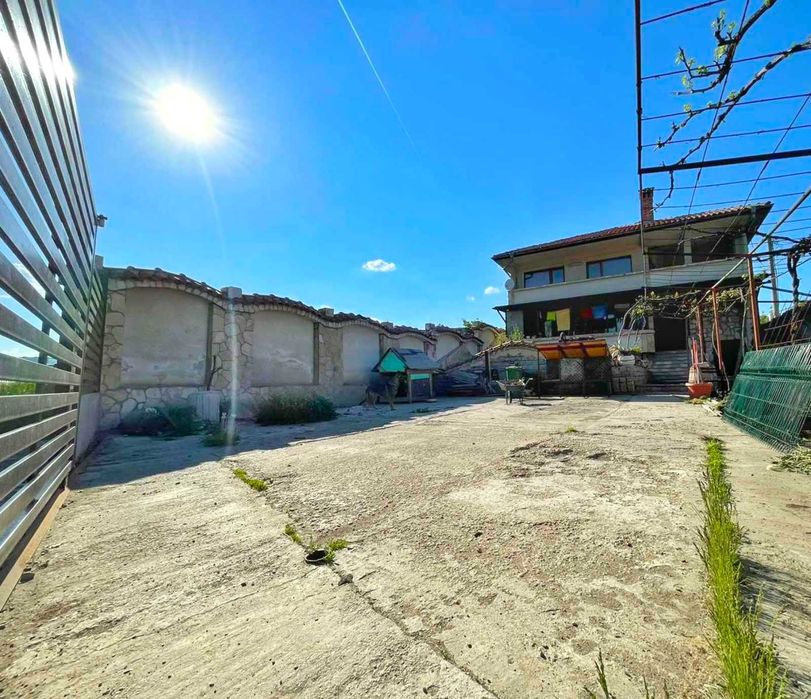 Продава се Къща в София, Люлин 3 - 298 кв.м за 1007 €/кв.м - Снимка #12