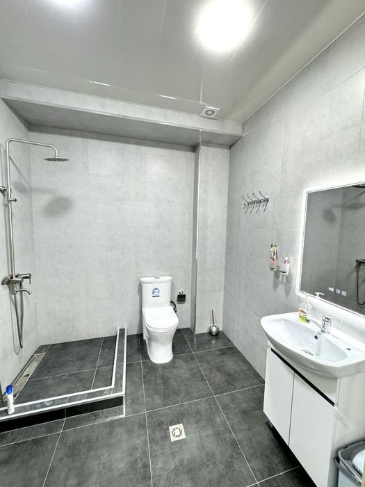 Паркентский. Сдаётся 2х комнатный офис  50м2.Цокольный!