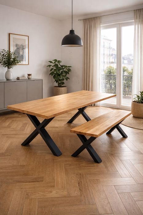 Трапезна маса от дъбов масив с метални прахово боядисани крака