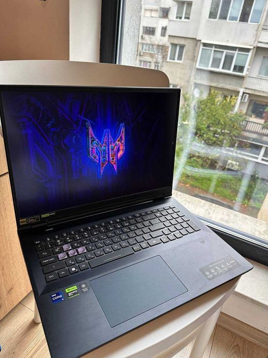 Acer Predator Helios 18 PH18-72 / i9-14900HX / RTX 4080 / 32GB / 2TB / 240Hz