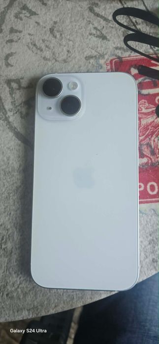 Iphone 15 128gb….