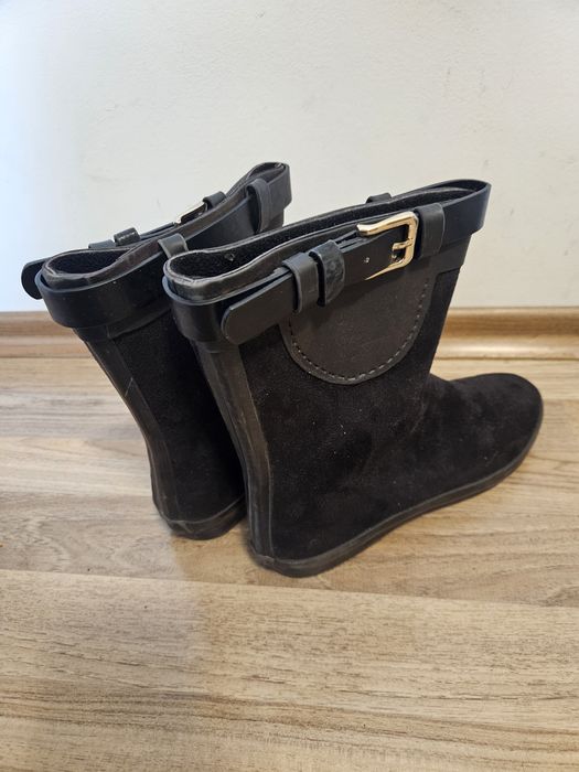 Нови гумени ботуши 37н.