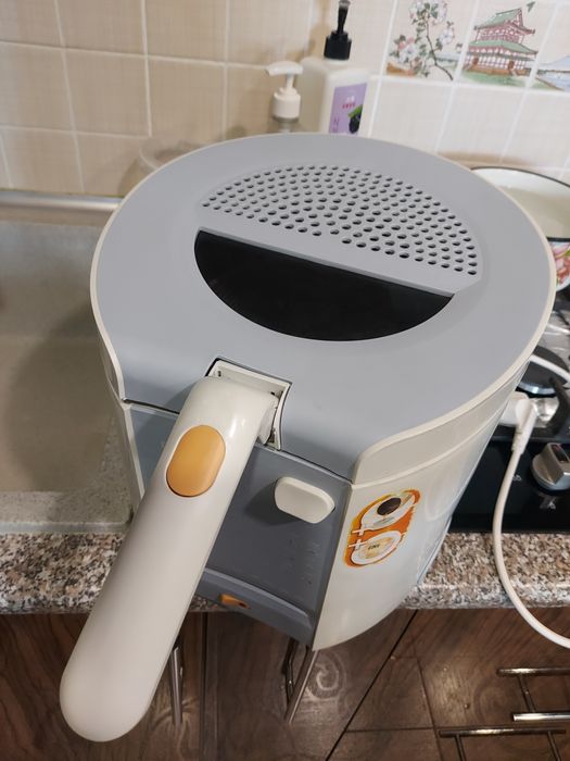 Фритюрница б/у в коробке