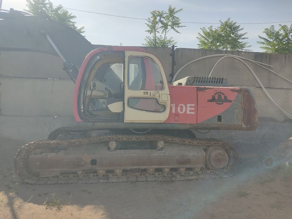 Экскаватор гусеничный