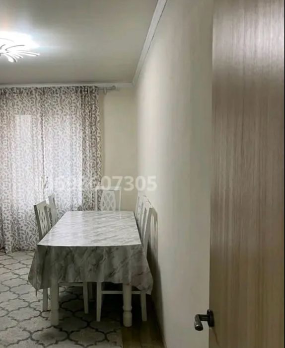 Продам мебель стол и стулья