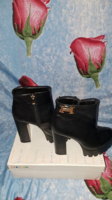 Продам обувь осень-весна