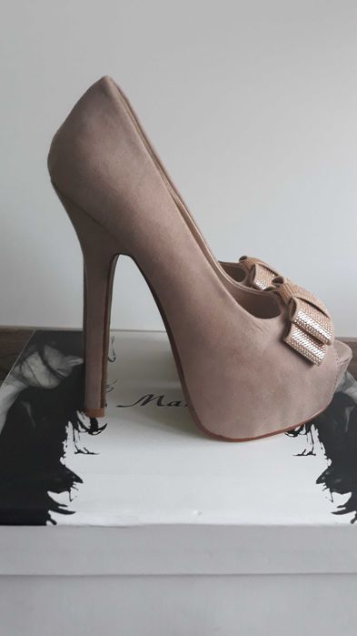 Официални обувки