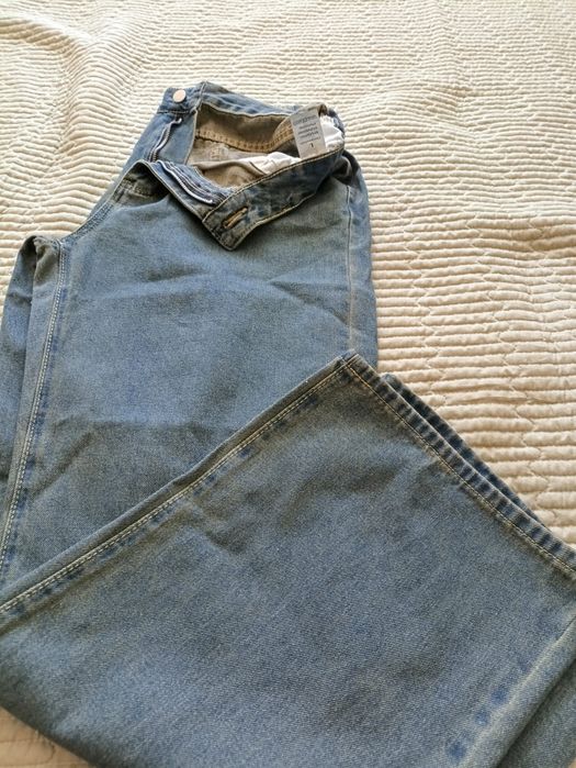 Продам джинсы новые