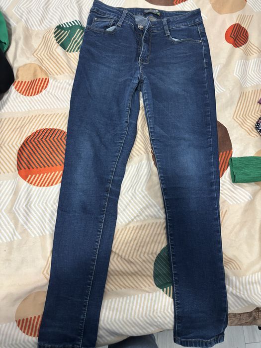 Pantaloni dama.