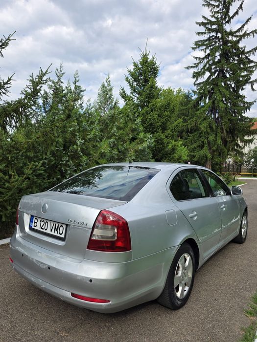 SKODA Octavia 2011 — imagine 5