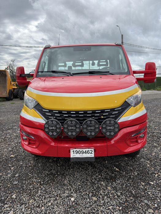 Iveco   DAILY  70C18HA8 P Tevor  an 2022 km 290 mii platfoma hidraulica dotat cu furca profesionala