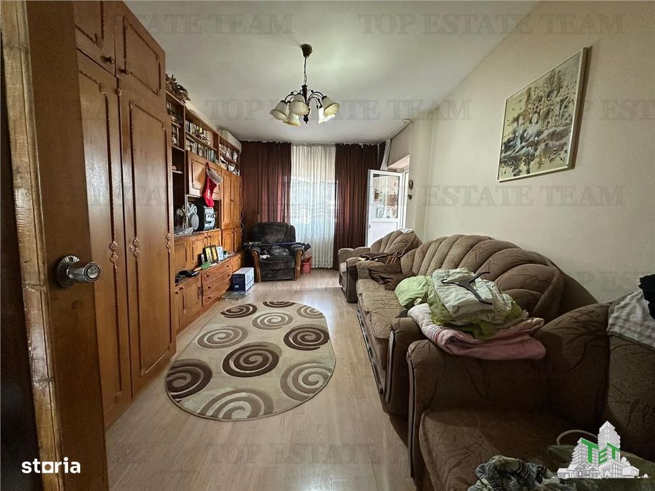 Apartament 3 camere de vanzare langa metrou zona Aviatiei Bucuresti — fotografia 2