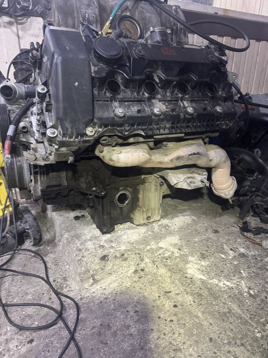 N62 b4.4  bmw двигатель