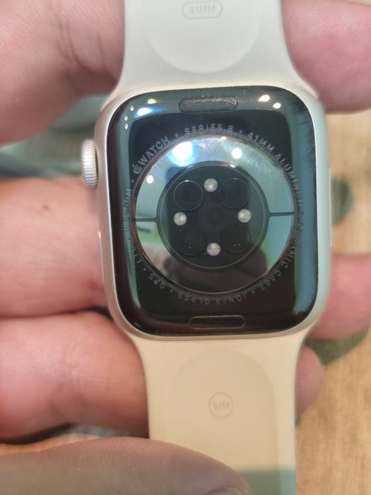 Apple watch , series 8