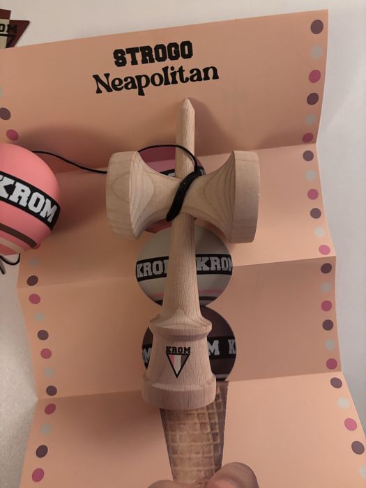 Krom strogo neapolitan