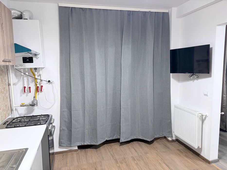 Închiriez garsonieră – Cartier Căpșunărie (Damila), etaj 1