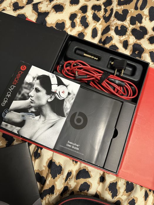 Casti Beats Executive by Dr. Dre