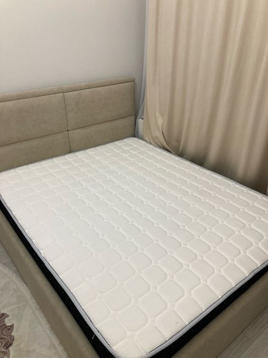 Матрас 160x200.