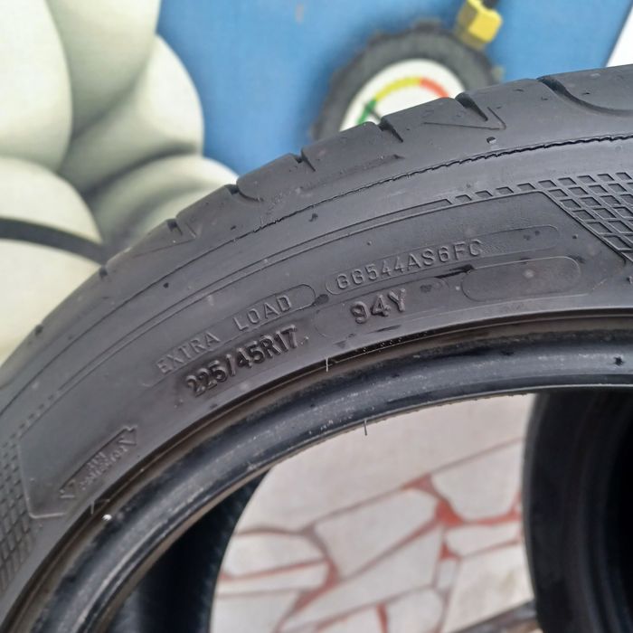 225 45 17 Good Year 4бр летни дот  3121