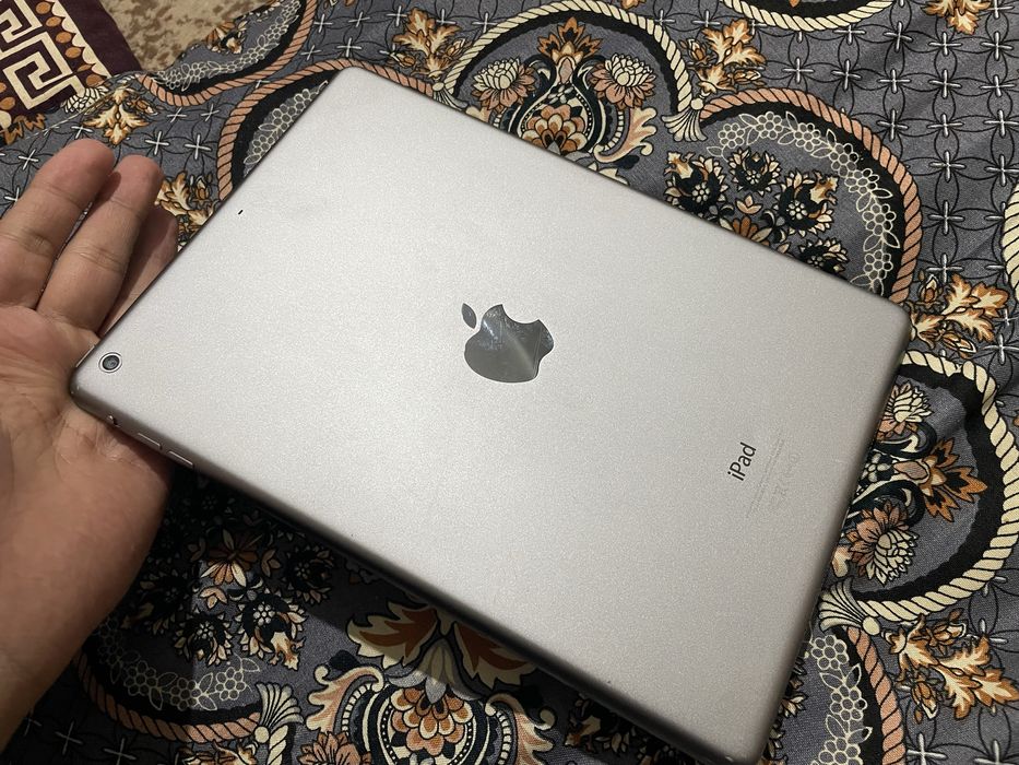 Ipad Air 1  ideal xollatda DJ URNATILGAN  zaryadi. Zur