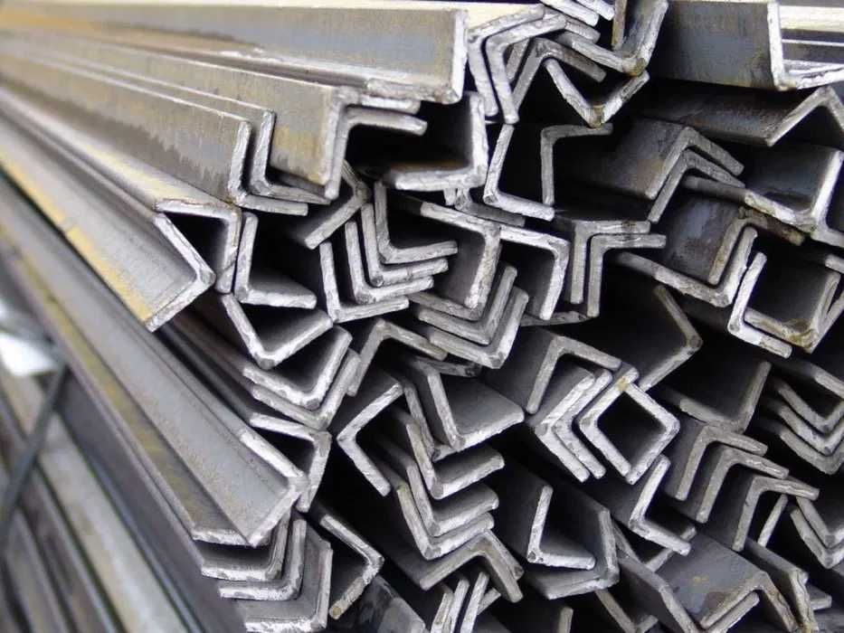 Уголок 32*4 дан 200*20 гача. Уголки всех размеров по выгодным ценам