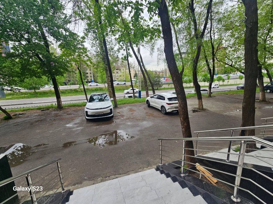 Аренда ОФИС 1-линия ор-р Новза Метро 76м2, 60м2