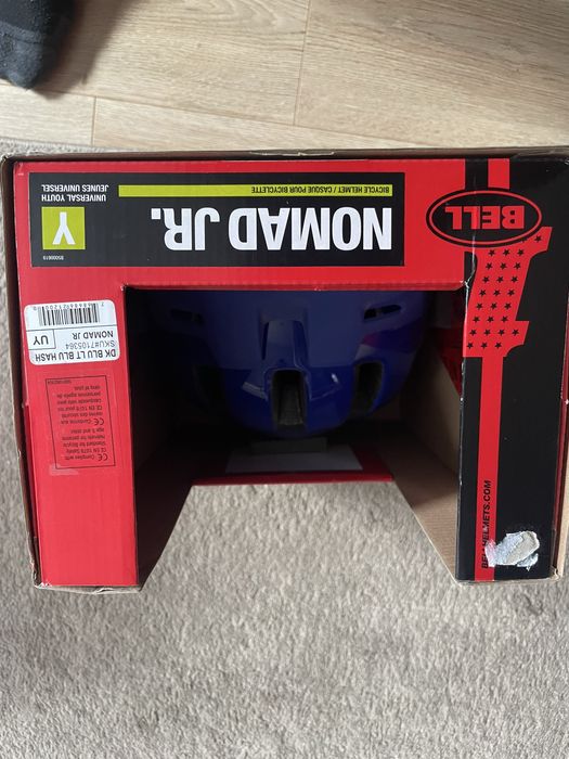 casca BELL nomad jr noua cu eticheta