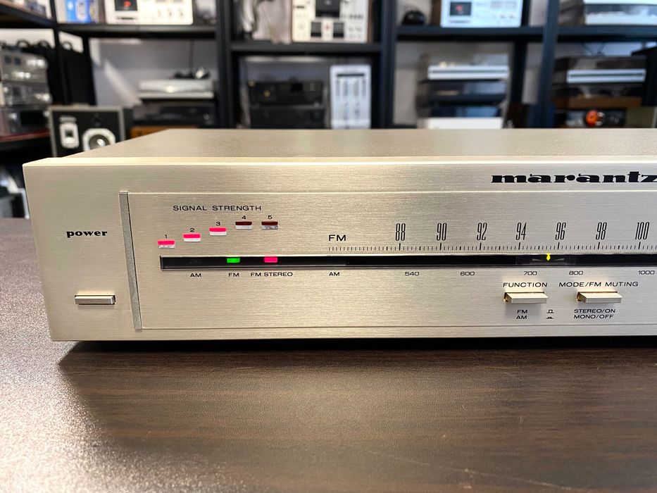 Аналогов тунер Marantz