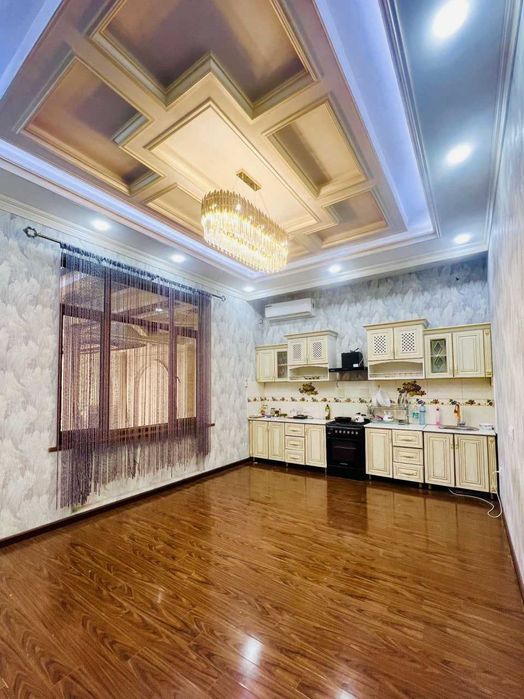 Иззада шунака чиройли уй тоййор кириб яшаса болди сиз кидирган жойдан