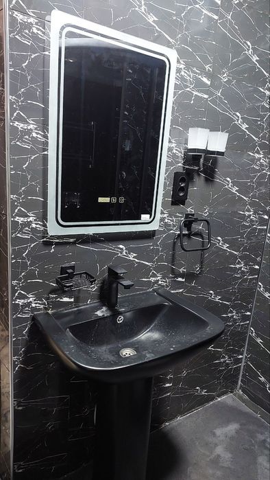 Uy tez sotiladi. Chirchiq sh 1 mkryn