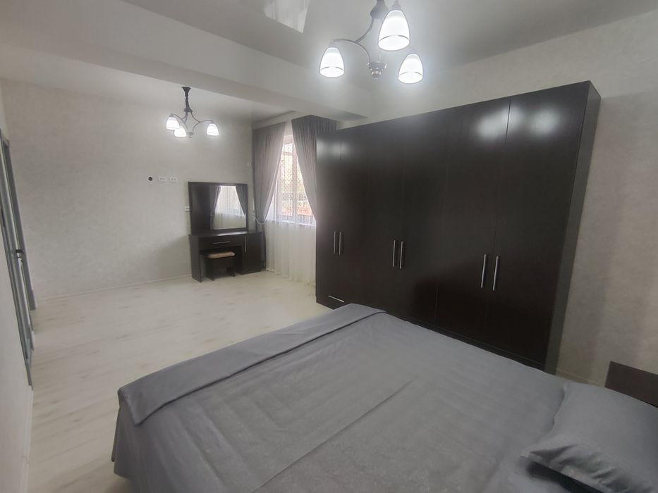 Сдаётся 3-х комнатная квартира в новом доме на Фрунзенском