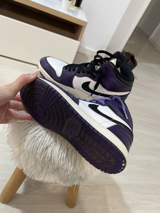 Air Jordan 1 Retro High Court Purple